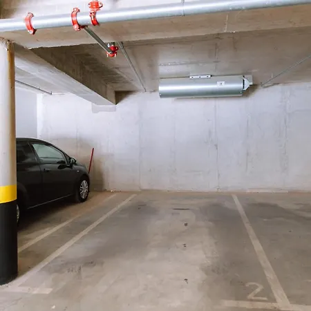 Leona With Private Parking * Zadar